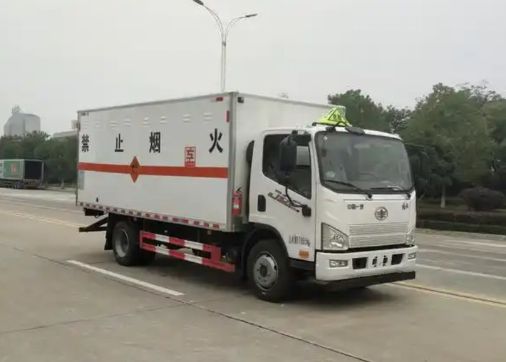 米脂爆破器材运输车可以上高速吗？